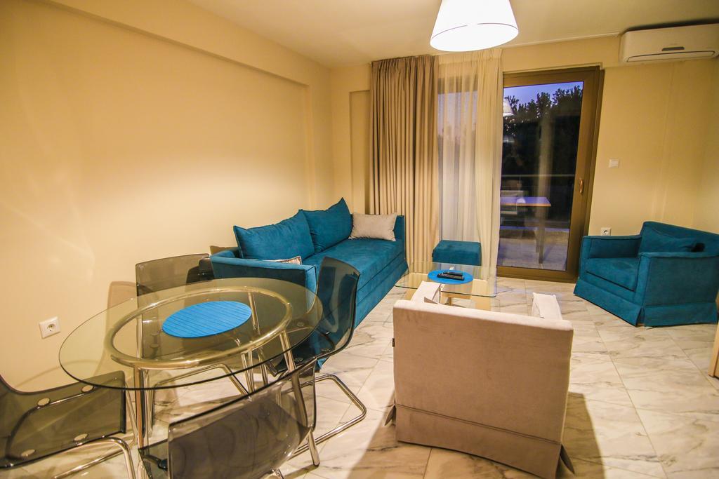 Ofrynio Deluxe Apartments Ofrínio Kültér fotó