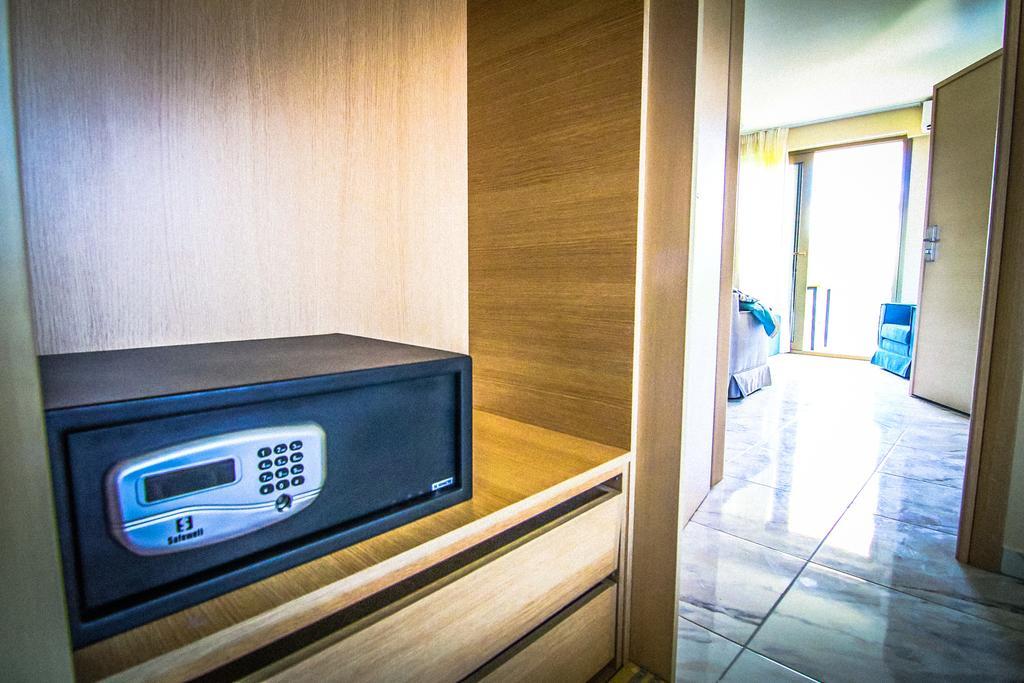Ofrynio Deluxe Apartments Ofrínio Kültér fotó