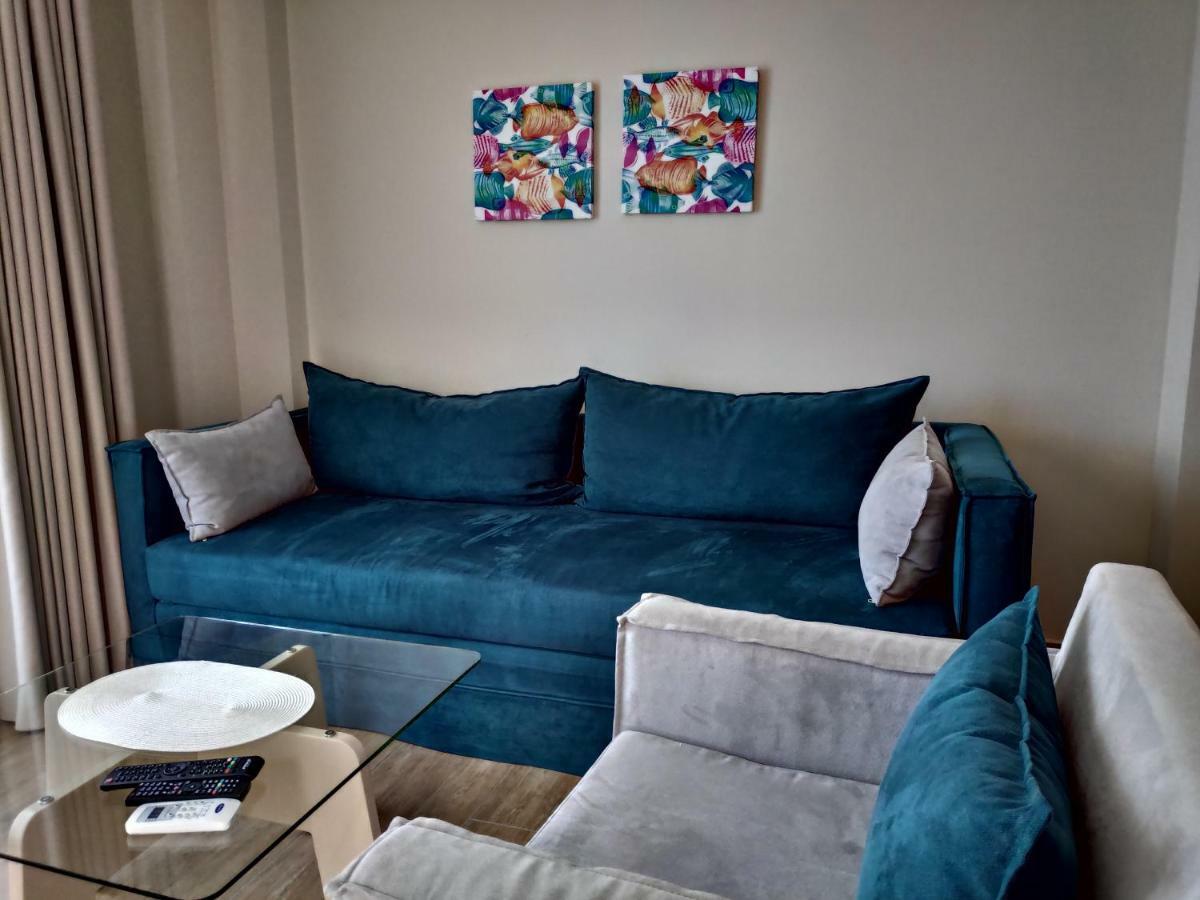 Ofrynio Deluxe Apartments Ofrínio Kültér fotó